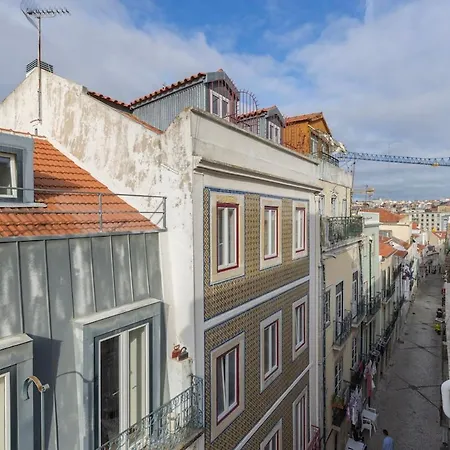 Apartamento Madragoa 3 *